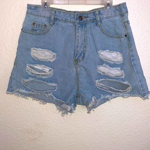 HIGH WAISTED BLUE JEAN SHORTS
